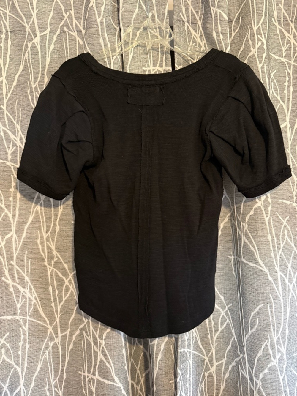 We The Free Black Scoop Neck Short Sleeve Top size large - Picture 4 of 4